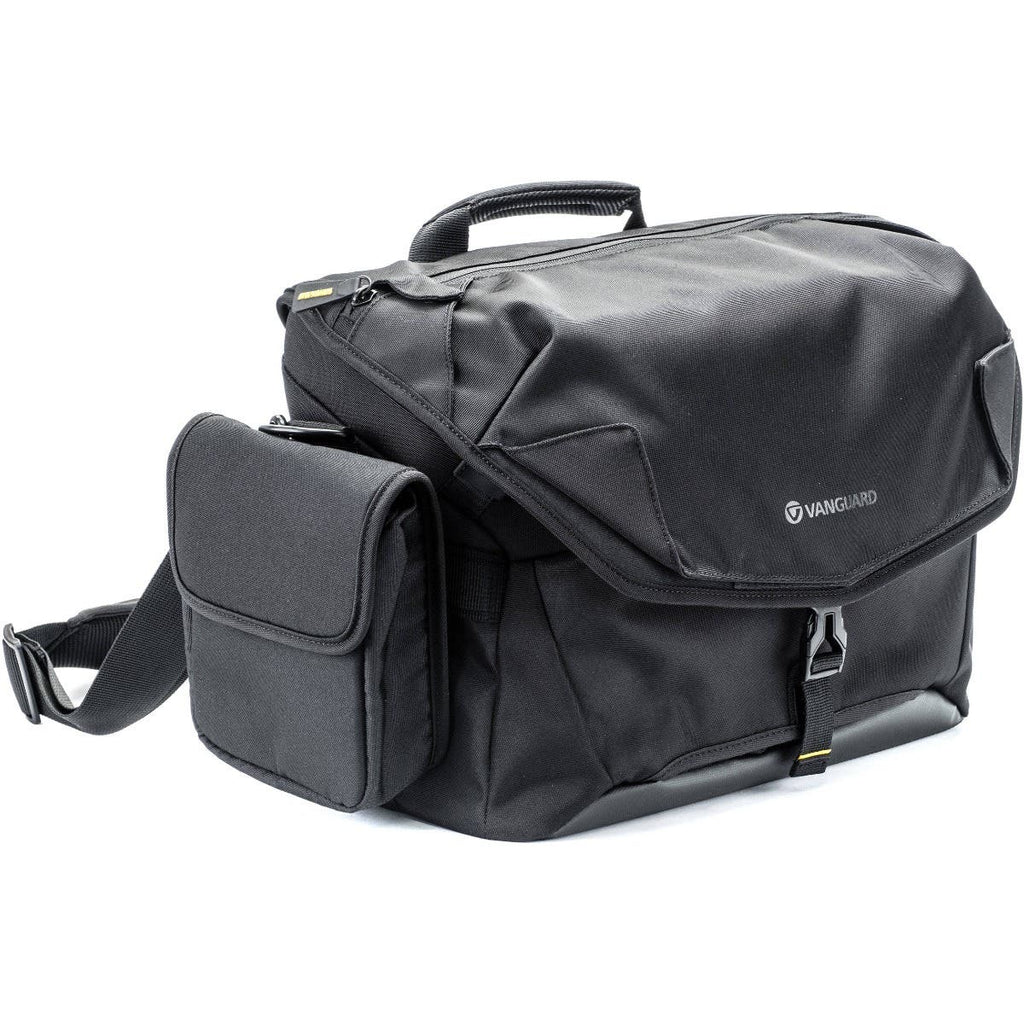 Vanguard ALTA ACCESS 38X Shoulder Bag (Black)