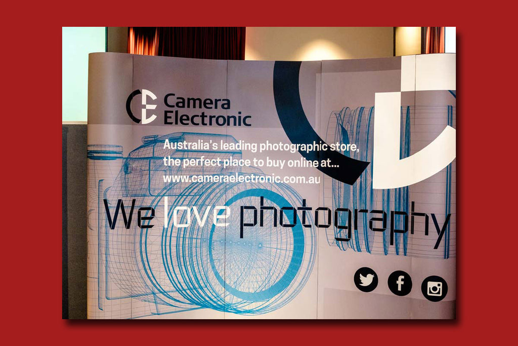 Photo Live Expo, Camera Electronic, We Love Photography Sign