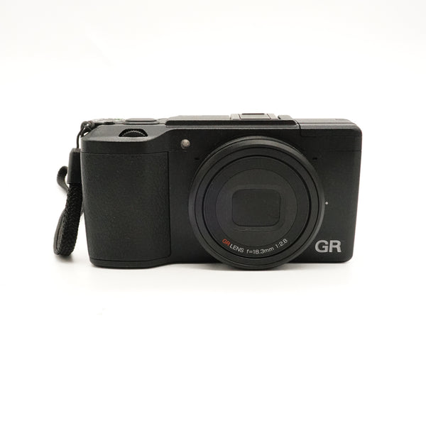 Pre-Owned Ricoh GRII With Charger & Battery SN: XV15102918 (Second Hand)