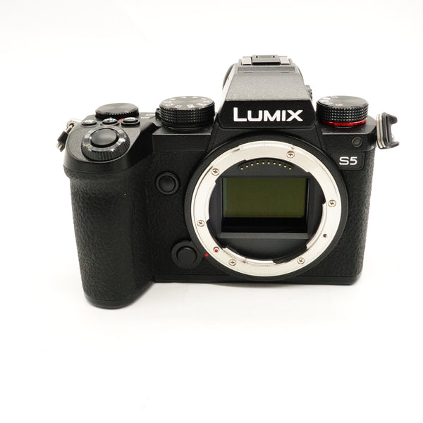 Pre-Owned Panasonic Lumix S5 Body Boxed With AC Adapter & USB Cable, Batt, Charger & Manual SN: WJ0HA002196 (Second Hand)