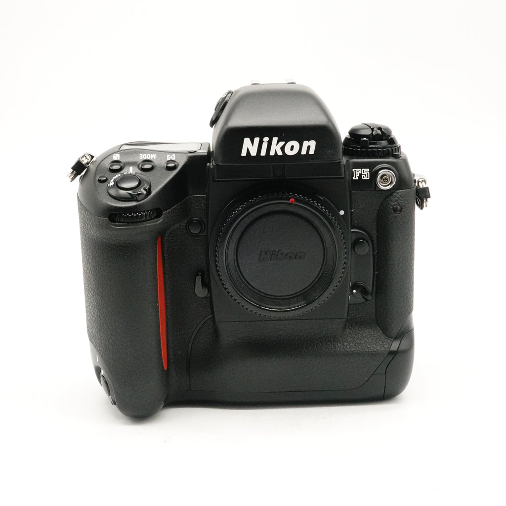 Pre-Owned Nikon F5 Camera Body With Body Cap SN: 3150593 (Second Hand)