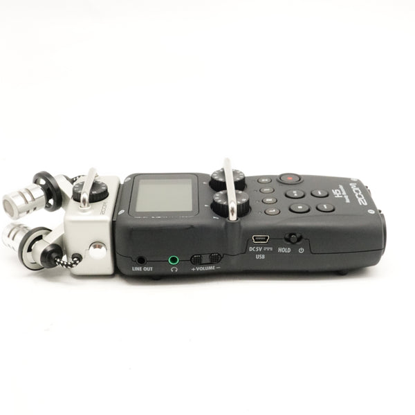 Pre-Owned Zoom H5 Handheld Recorder With Hard Case SN: 262853 (Second Hand)