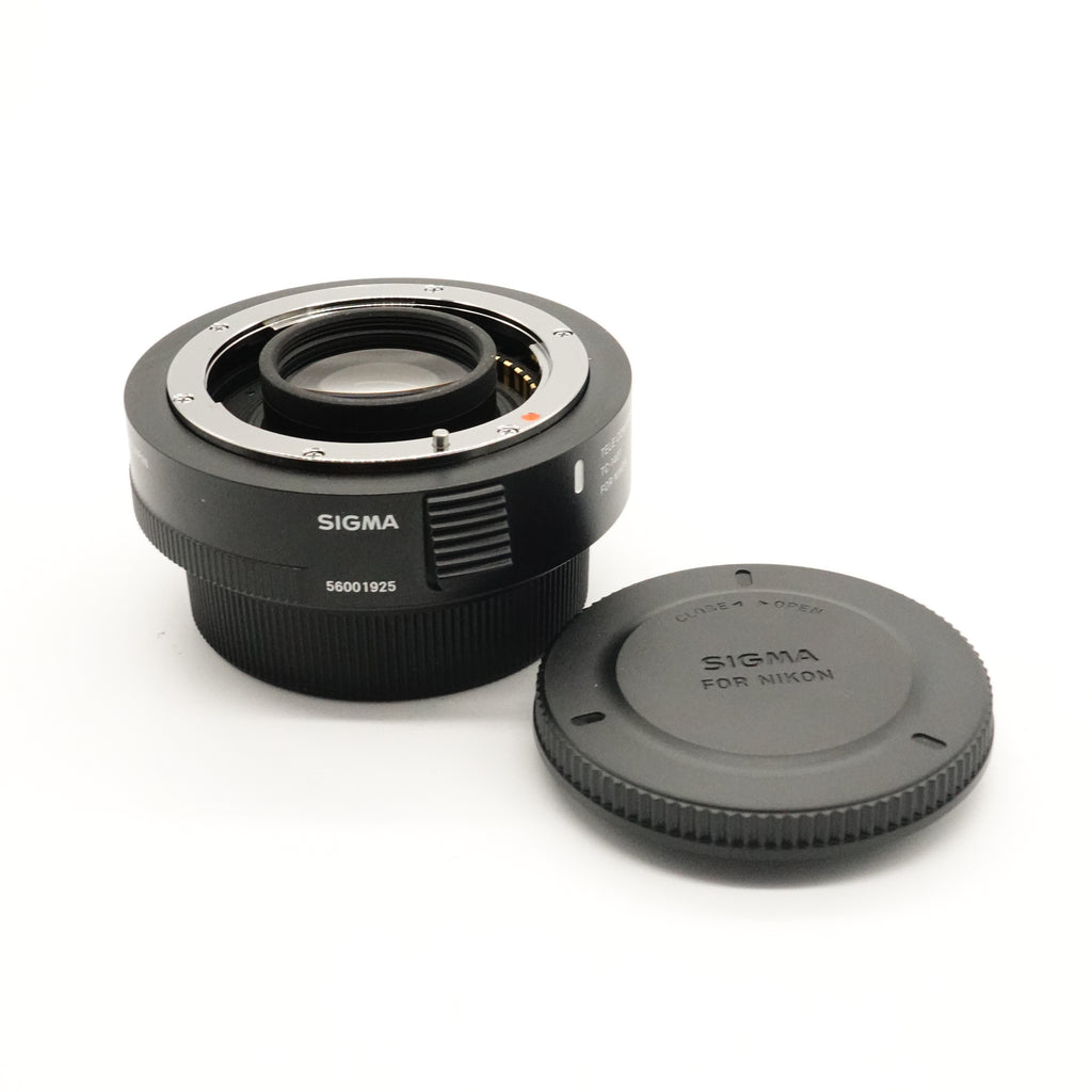 Pre-Owned Sigma 1.4x Teleconverter TC-1401 with Caps SN: 56001925