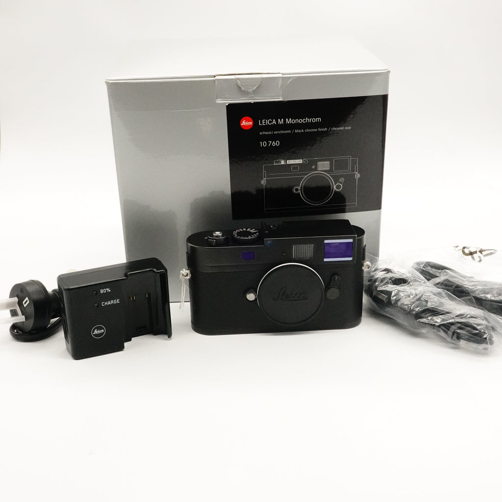 Pre-Owned Leica M Monochrom Black in Box with Charger Battery Manual & Strap 4344706 shutter count 13531 with CCID52 sensor (Second Hand)