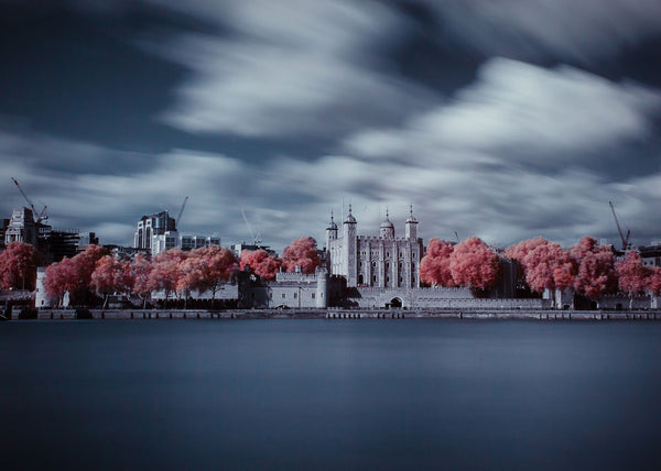 Hoya 77mm R72 Infrared Filter