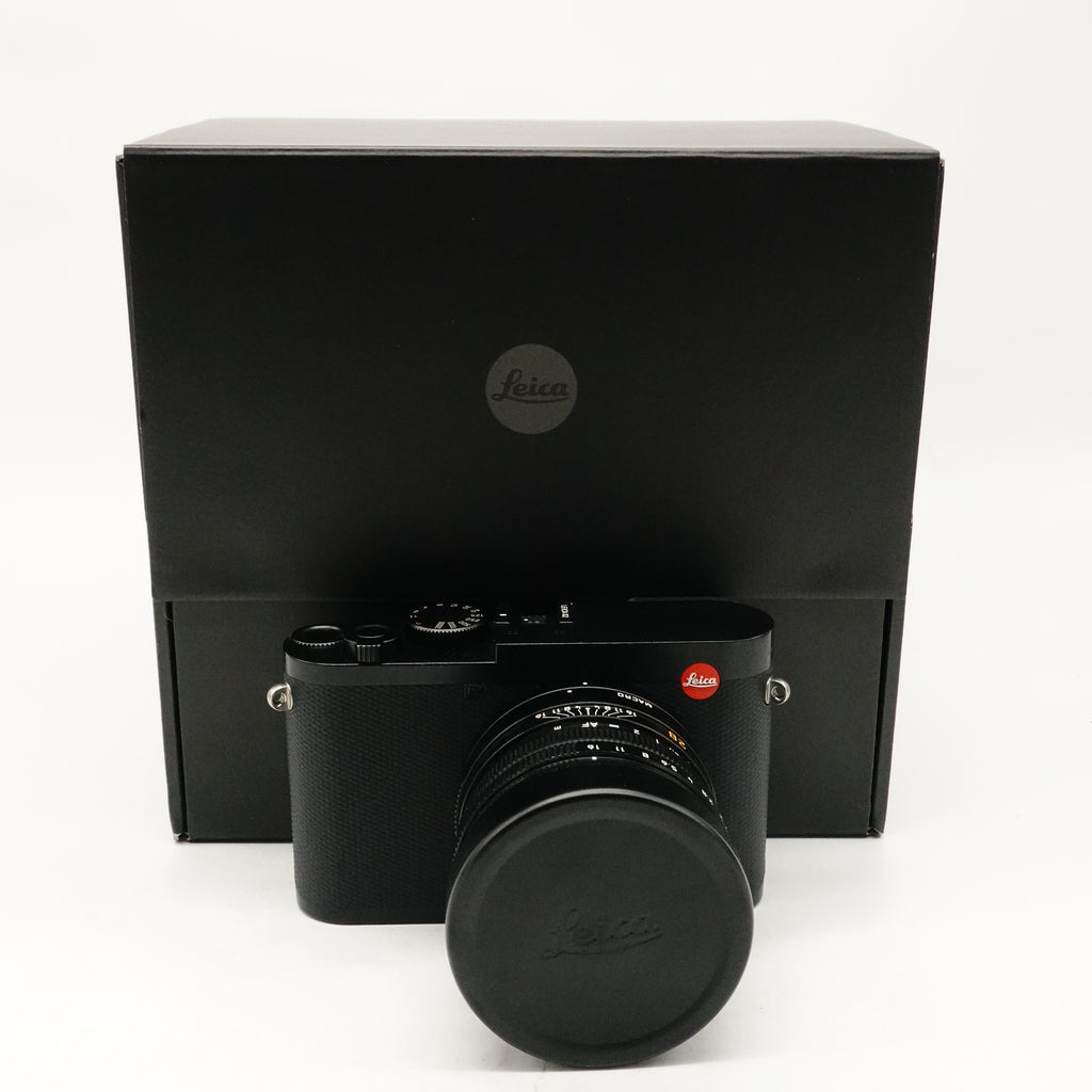 Pre-Owned Leica Q2 Black Digital Compact Camera With Box, Charger, Strap, Lens Cap, Battery, Manual, Front Ring, Hood SN: 5417939 (Second Hand)