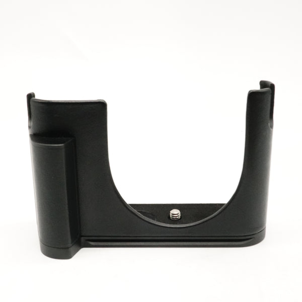 Pre-Owned Leica Multifunctional Protector Q3 Leather Black With Mint, Like New In Box (Second Hand)