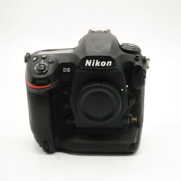 Pre-Owned Nikon D5 XQD Digital SLR Body With Battery, Charger & Strap SN: 6007294 (Second Hand)
