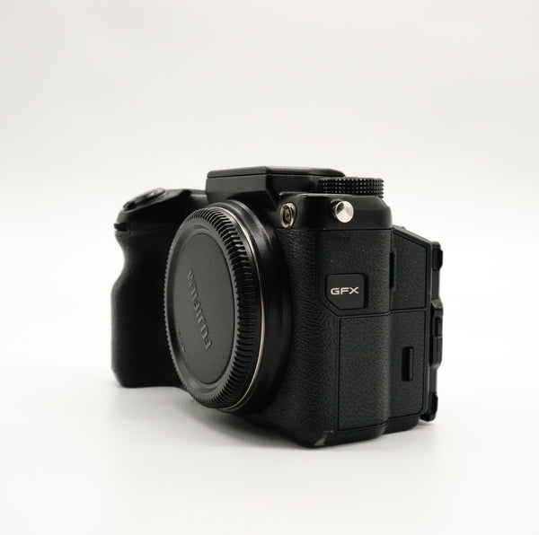 Pre-Owned Fujifilm GFX 50S Medium Format Camera W/Box, charger, spare battery SN:71005058 (Second Hand)
