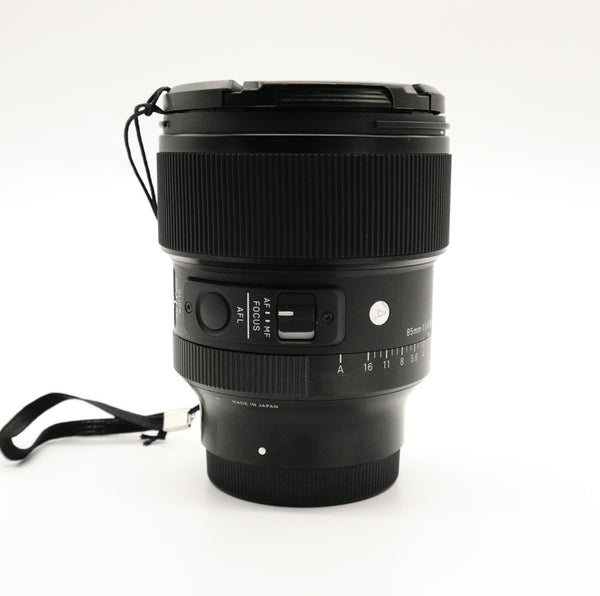 Pre-Owned Sigma Art 85mm F1.4 DG DN Lens for Sony E-Mount with Hood & Caps SN: 56495895 (Second Hand)