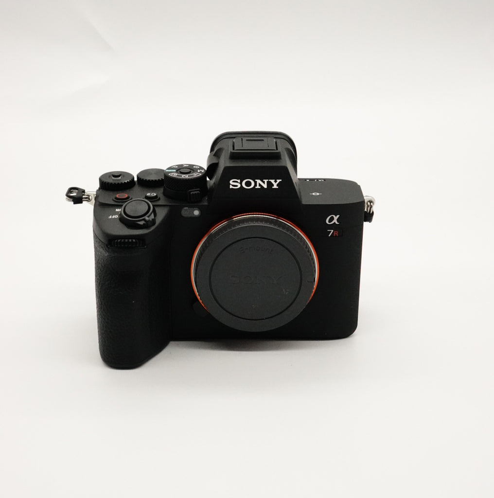 Pre-Owned Sony A7R V Camera w/Box & All Accessories 2762808