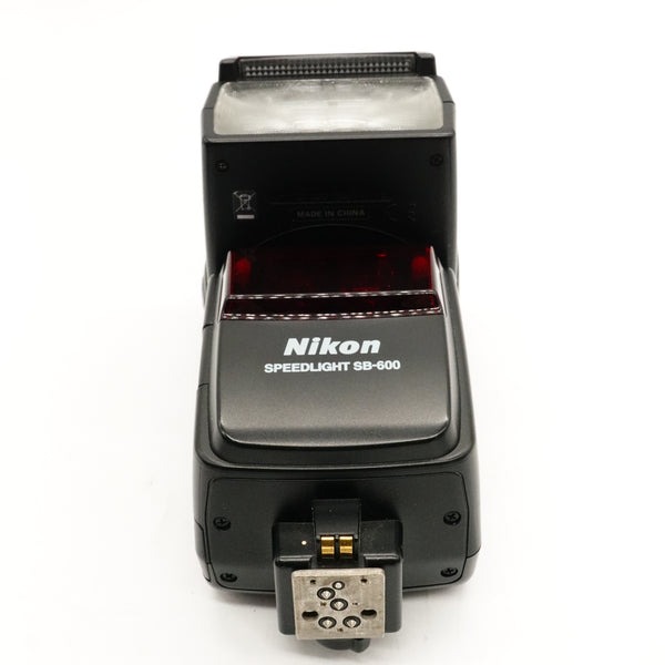 Pre-Owned Nikon SB-600 Speedlite With Pouch, Stand, Diffuser, Filters & Batteries SN: 2692061 (Second Hand)