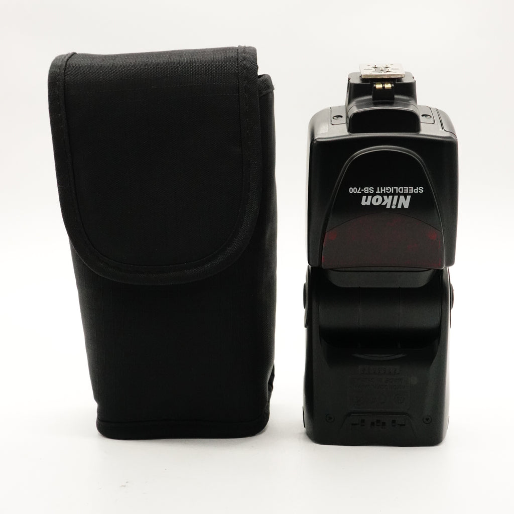 Pre-Owned Nikon SB-700 Speedlite With Case SN: 2753532 (Second Hand)