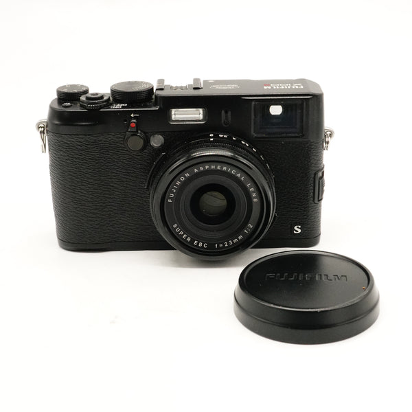 Pre-Owned Fujifilm X100S Compact Camera With Battery, Charger & Font Cap SN: 43M50247 (Second Hand)