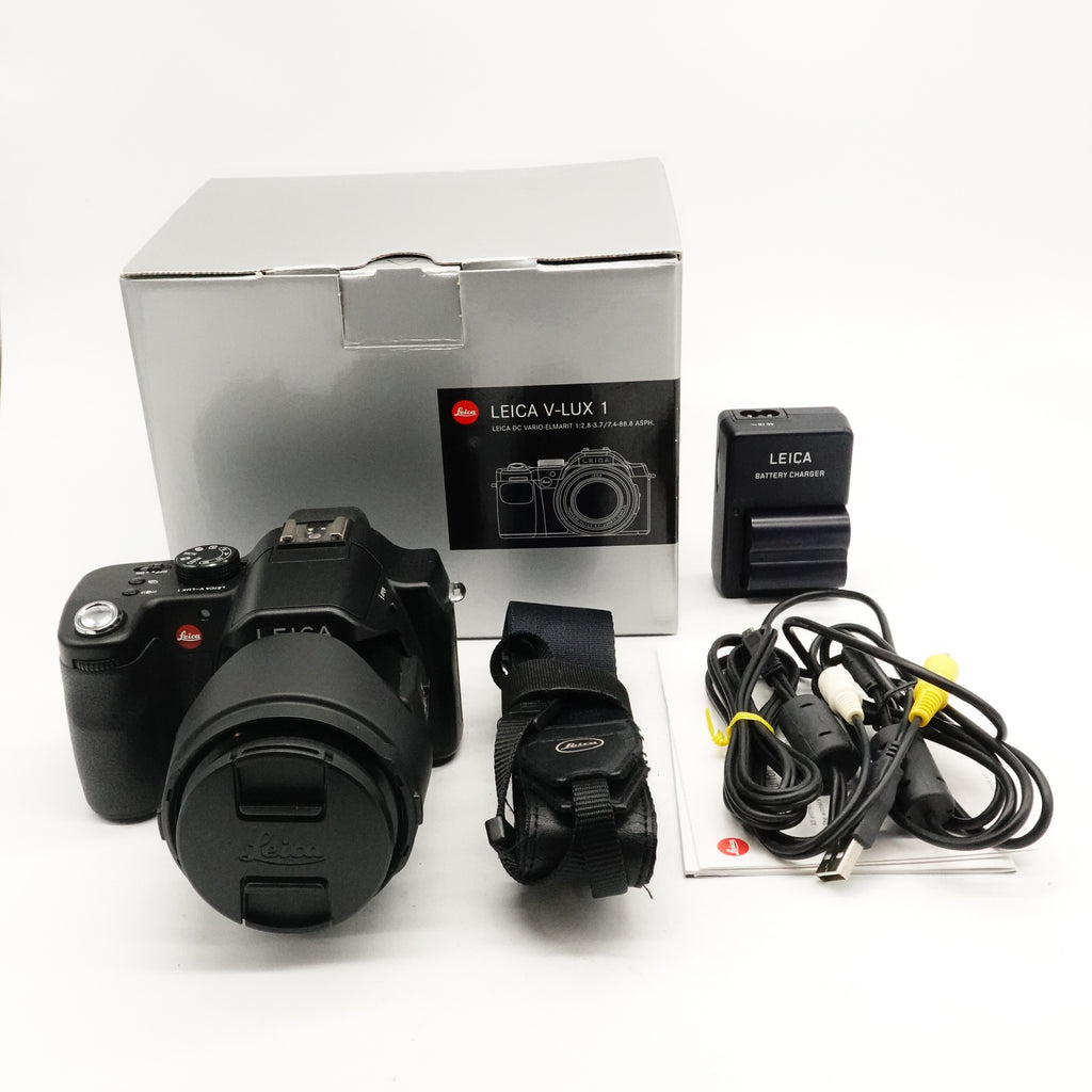 Pre-Owned Leica V-LUX 1 With Box, Charger, Spare Battery, Strap SN: 3142023 (Second Hand)