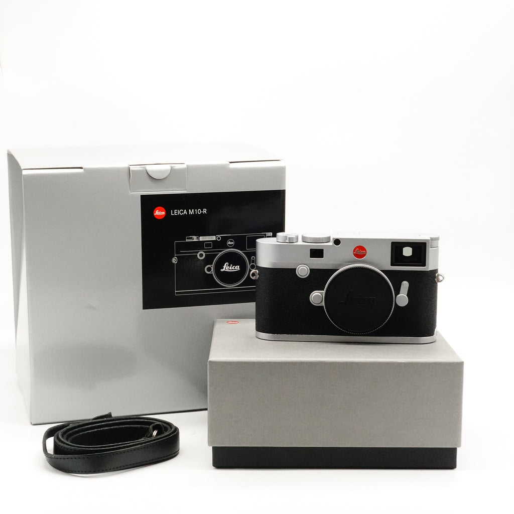 Pre-Owned Leica  M10-R Digital Camera Silver With Box, Battery, Charger, Manuals SN: 05618724 (Second Hand)