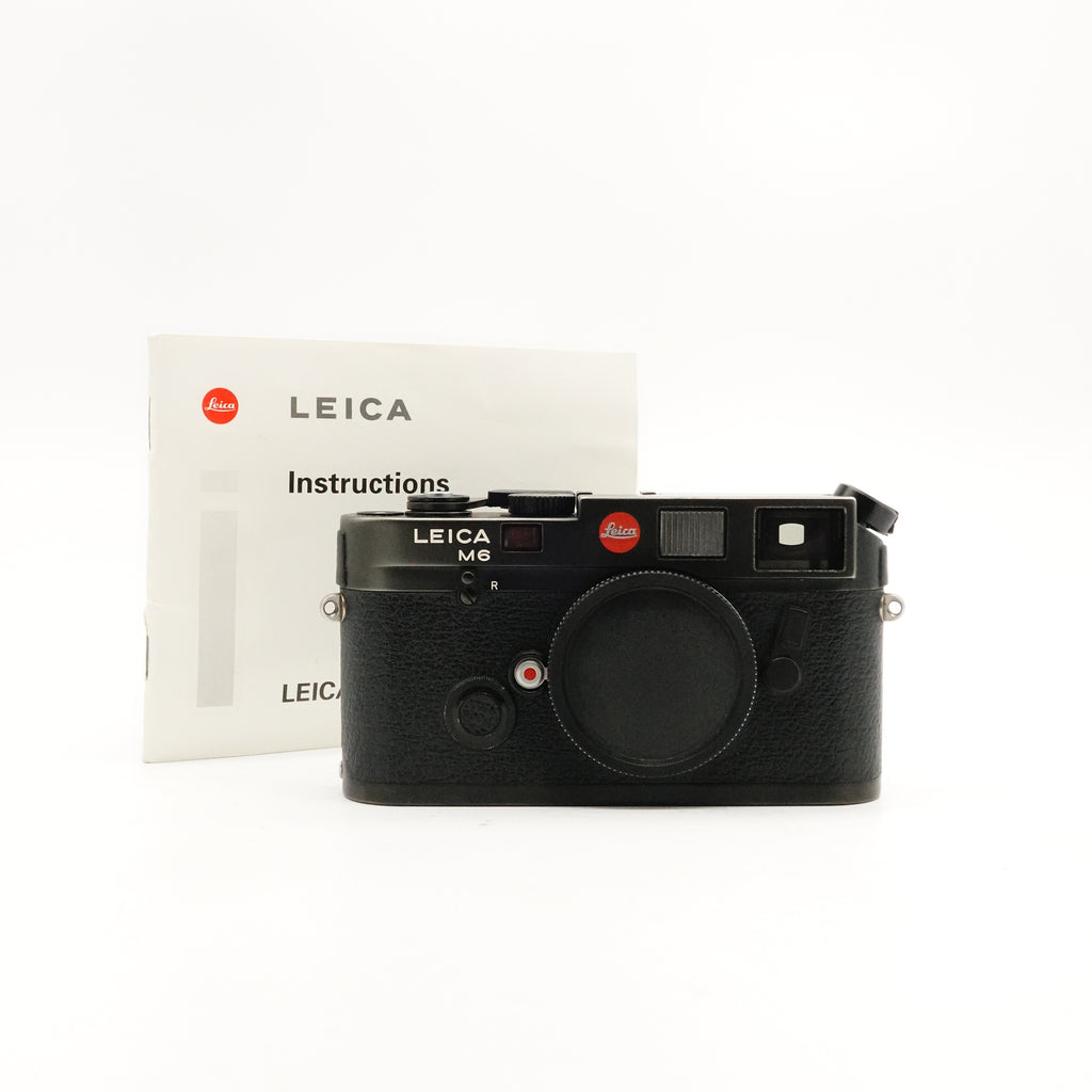 Pre-Owned Leica M6 Rangefinder Film Camera Year 1997 With Manuals SN: 2424837 (Second Hand)