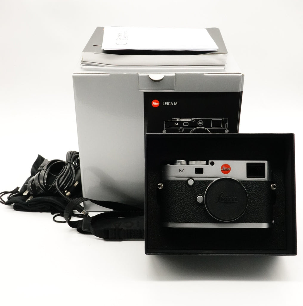 Pre-Owned Leica M (Typ 240) Digital Rangefinder Camera Silver with Box and All Accessories including charger 10771 SN: 4786870 (Second Hand)