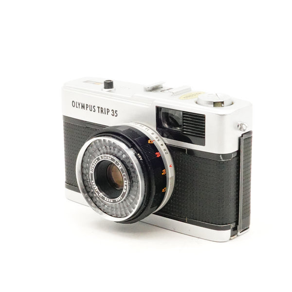 Pre-Owned Olympus Trip 35 Film Camera with Cap 5302297 (Second Hand)