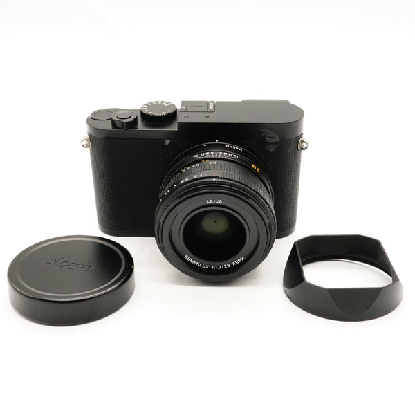 Pre-Owned Leica Q2 Black Digital Compact Camera Boxed W/ all Accessories SN: 5395981 (Second Hand)