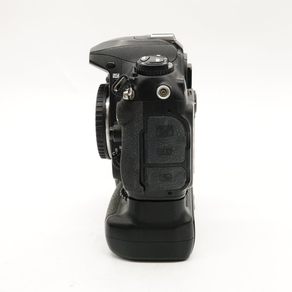 Pre-Owned Nikon D200 DSLR Body With MB-D200 Grip, Strap, Battery & Charger SN: 6015622 (Second Hand)