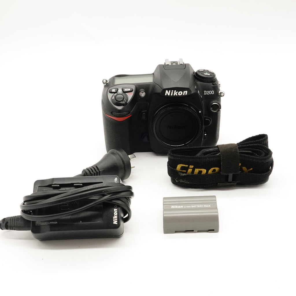 Pre-Owned D200 DSLR Body With Strap, Battery & Charger SN: 6063018 (Second Hand)