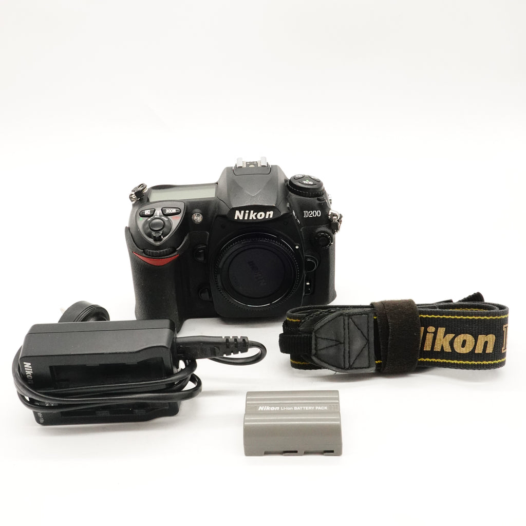 Pre-Owned D200 DSLR Body With Strap, Battery & Charger SN: 2132243 (Second Hand)