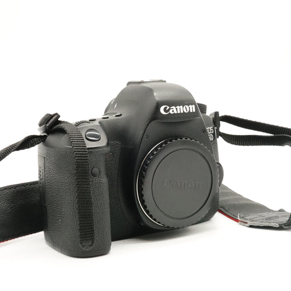 Pre-Owned Canon EOS 6D DSLR Mark I With Battery & Charger SN: 101026000524 (Second Hand)