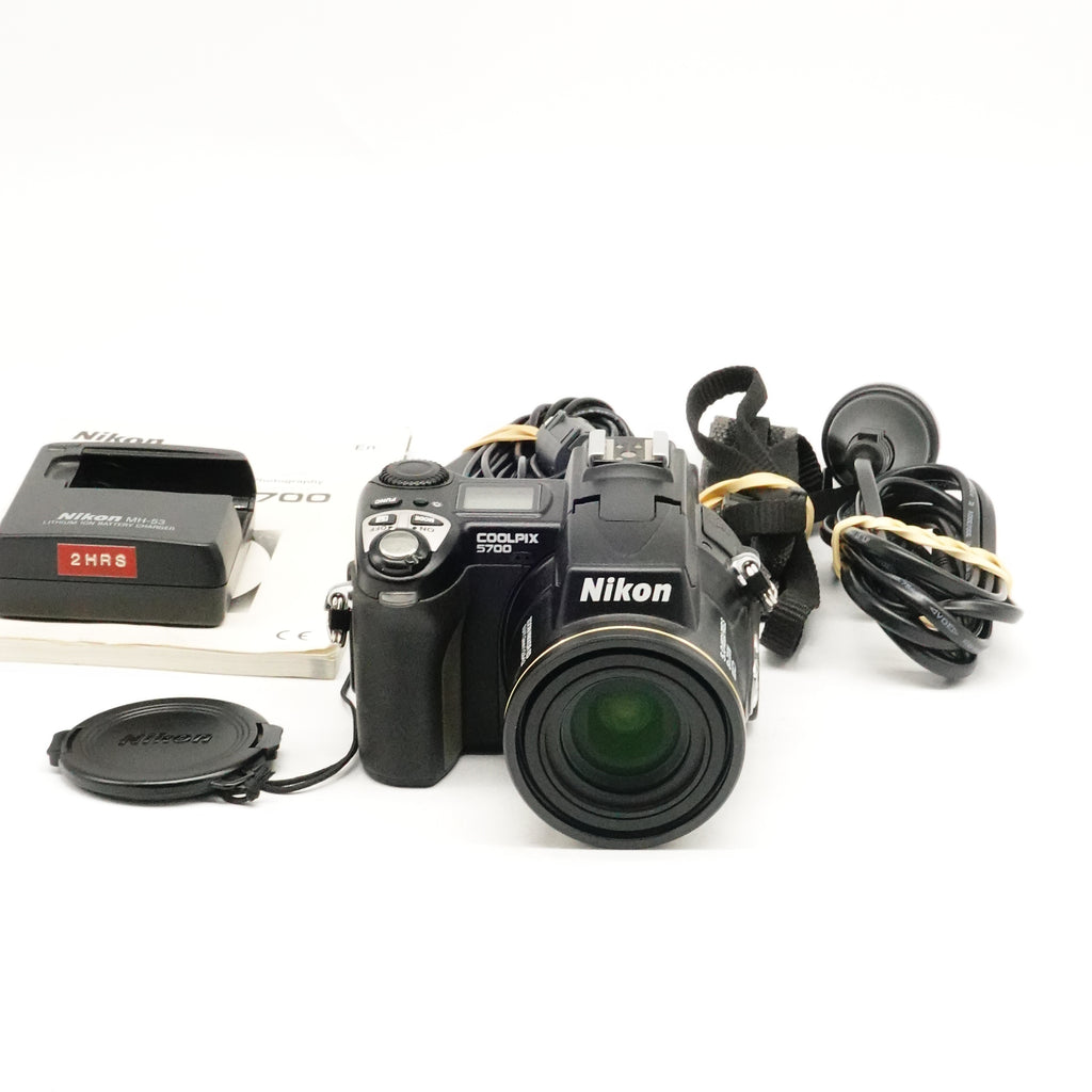 Pre-Owned Nikon Coolpix 5700 With Strap, 2GB CF Card Cap, Charger, Battery, Manual SN: 6007998 (Second Hand)