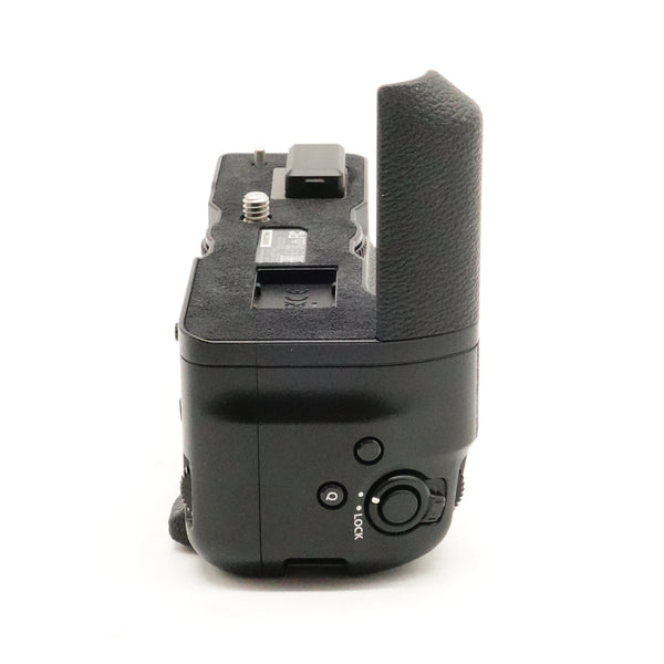 Pre-Owned FUJIFILM X-T4 Battery Grip With Box & Accessories SN: 0D000766 (Second Hand)