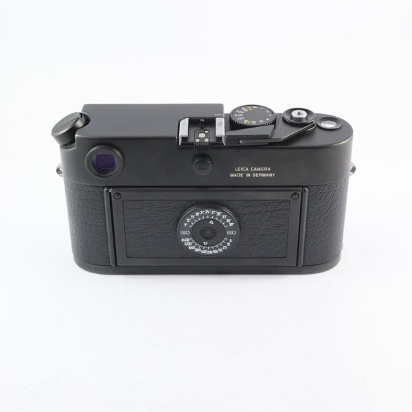Pre-Owned Leica M6 TTL .58 Black Camera with Body Cap & Strap SN: 2593884 Year 2000 (Second Hand)