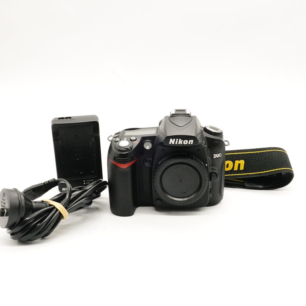 Pre-Owned Nikon D90 DSLR with charger, strap DX 2297927 SC 6.7k (Second Hand)