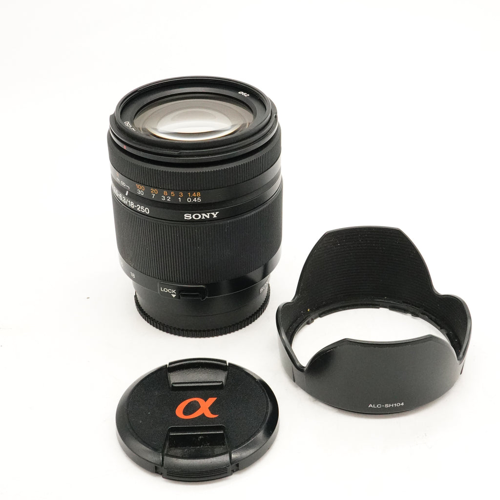 Pre-Owned Sony DT 18-250mm f/3.5-6.3 With Caps & Hood SN: 1849359 (Second Hand)