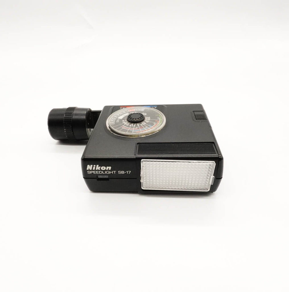 Pre-Owned Nikon SB-17 Speedlite for F3 HP SN: 734685