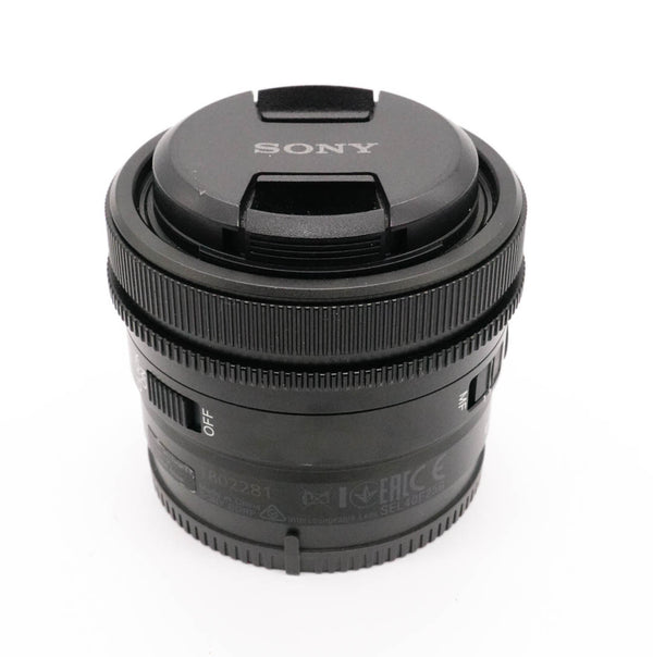 Pre-Owned 40mm f/2.5 G Lens G with Caps SN: 1802281