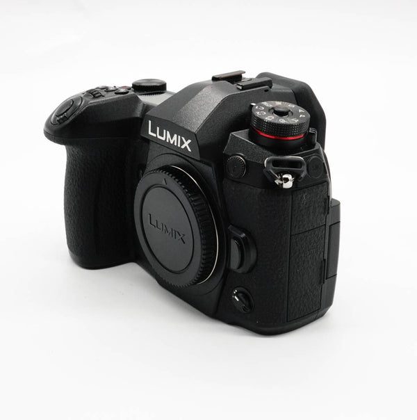 Pre Owned Panasonic Lumix G9 Camera Body In Box W/ Acc SN: WE9FD001233