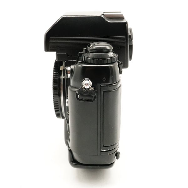 Pre-Owned Nikon F4 With Manual SN: 2317510 (Second Hand)