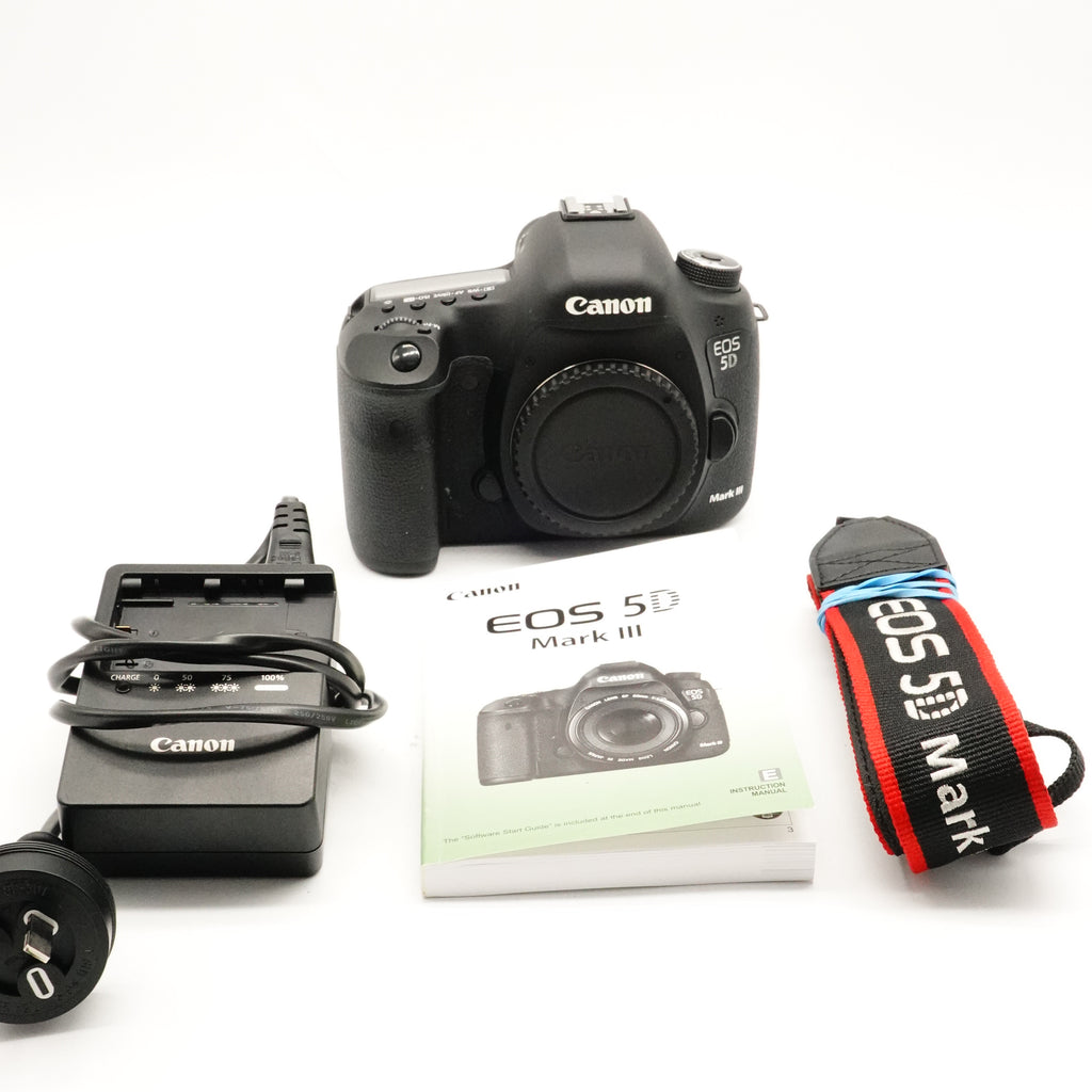 Pre-Owned Canon EOS 5D Mark III Digital SLR Body With Body Cap, Strap, Charger, Manual, Battery SN: 055023000103 (Second Hand)