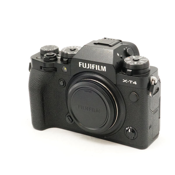 Pre-Owned FUJFIFILM X-T4 Body Black with Charger Battery Strap SN: 1DQ11014 (Second Hand)