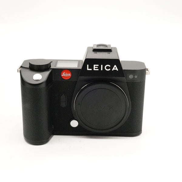 Pre-Owned Leica SL2 Digital Camera Black  With Box, Charger, Strap, Manual, Body Cap, Battery SN: 5577876 (Second Hand)