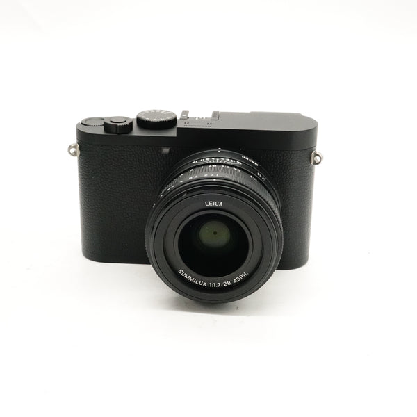Pre-Owned Leica Q2 Monochrom Digital Compact Camera, Boxed as New SN: 5608353 (Second Hand)