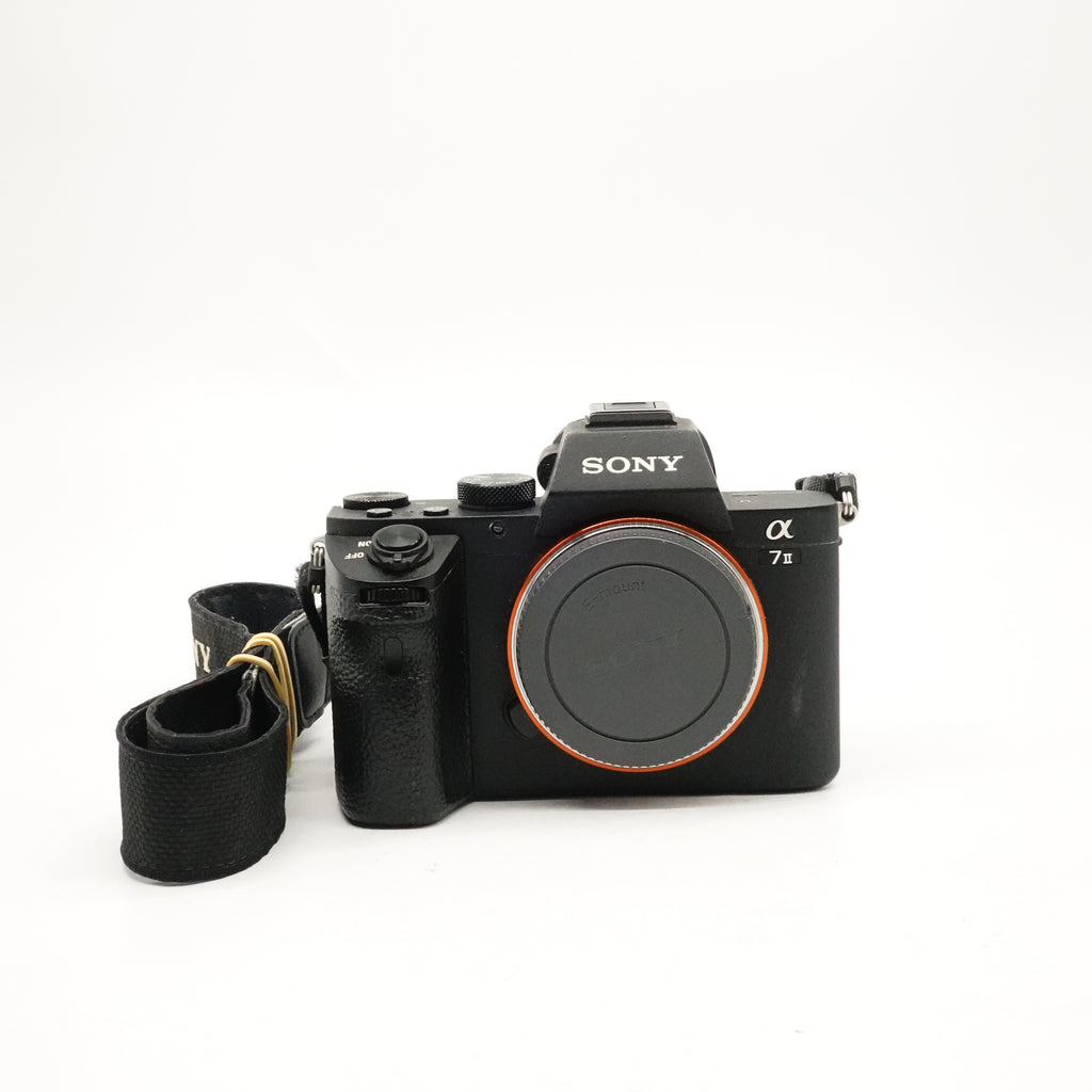 Pre-Owned Sony A7 II Mirrorless Camera Body SN: 4524425 with Caps & Battery Charger (Second Hand)