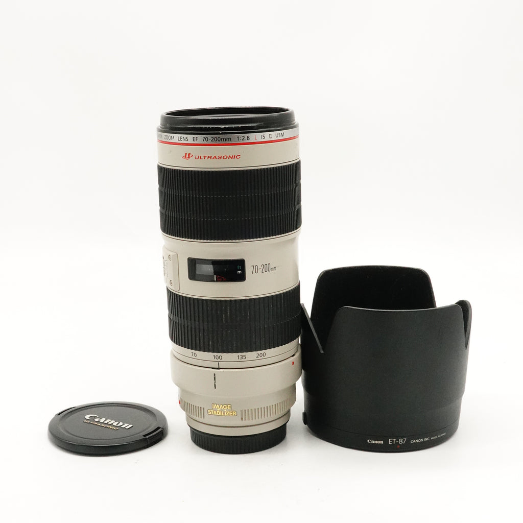 Pre-Owned Canon EF 70-200mm f/2.8 L IS II USM Lens SN: 9220008714 with Caps, Hood (Second Hand)