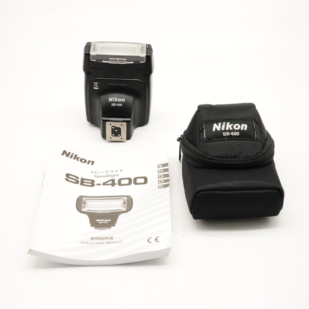 Pre-Owned Nikon SB-400 Speedlight With Pouch, Manual (Second Hand)