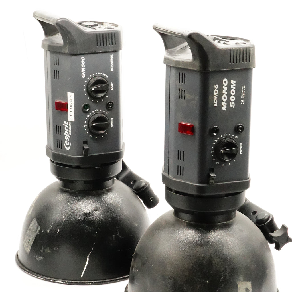 Pre-Owned Bowens Esprit GM500 Duo Kit with Manfrotto 004BAC Light Stands, Large Reflectors  (Second Hand)