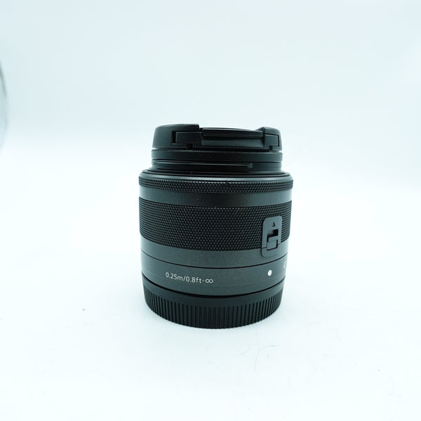 Pre Owned Canon EF-M 15-45mm f3.5-6.3 IS STM Lens W/ F & R Caps SN:  145208011586