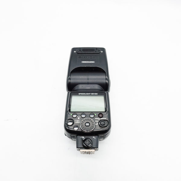 Pre Owned Nikon SB 900 Speedlite W/ Case SN: 2630587