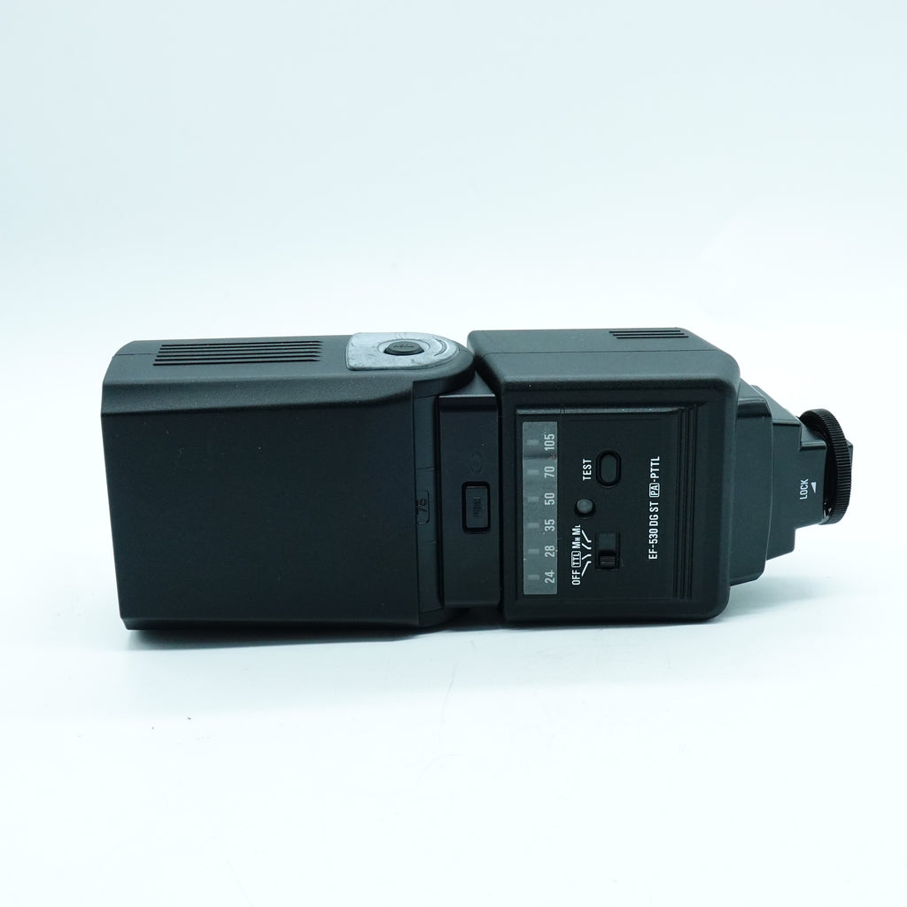 Pre Owned Sigma EF-530 DG ST Flash For Canon SN: 1013628