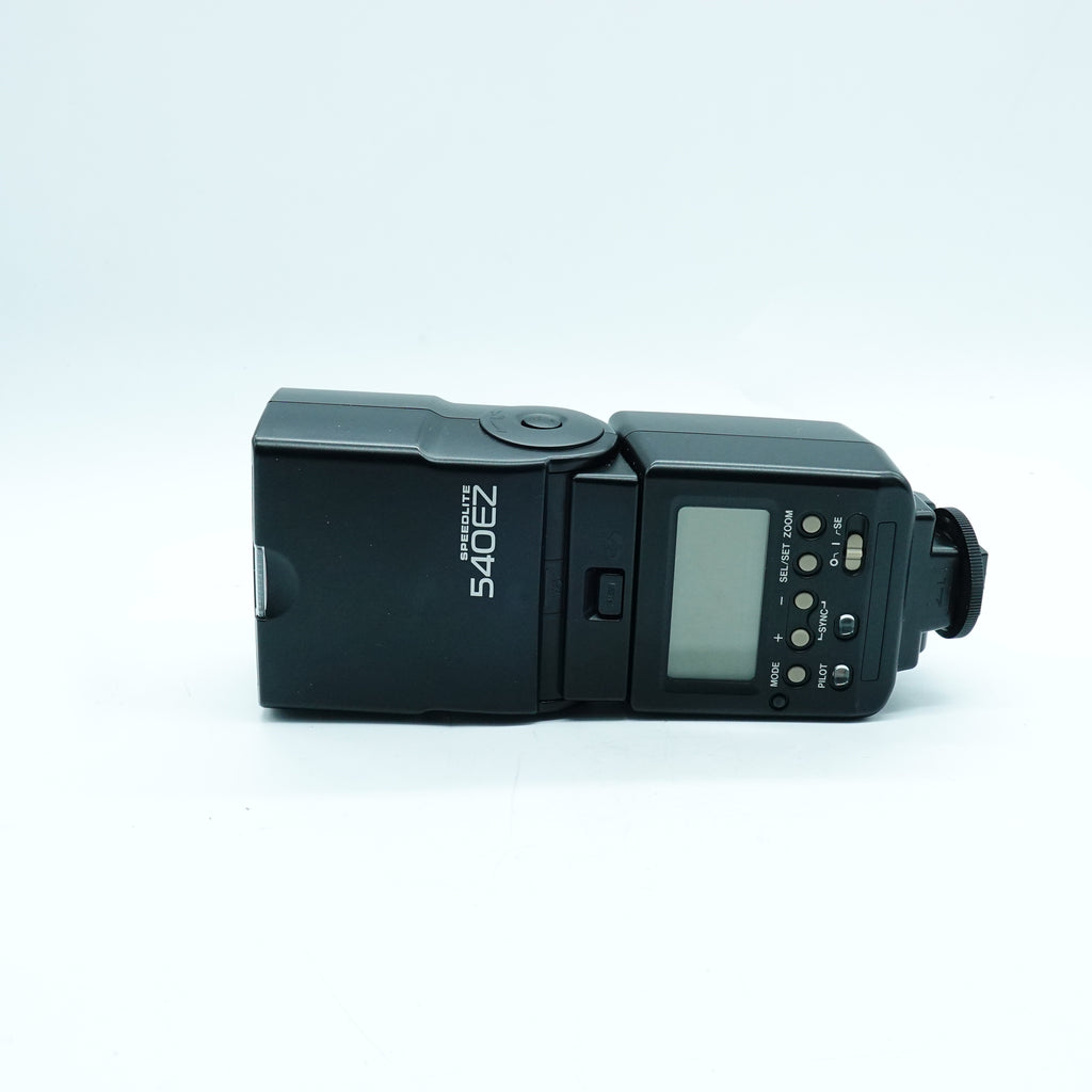Pre Owned Canon 540EZ Speedlite W/ Pouch