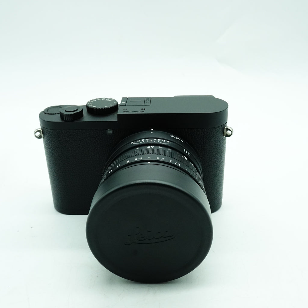 Pre-Owned Leica Q2 Monochrom w/Box & all Accessories 5608644